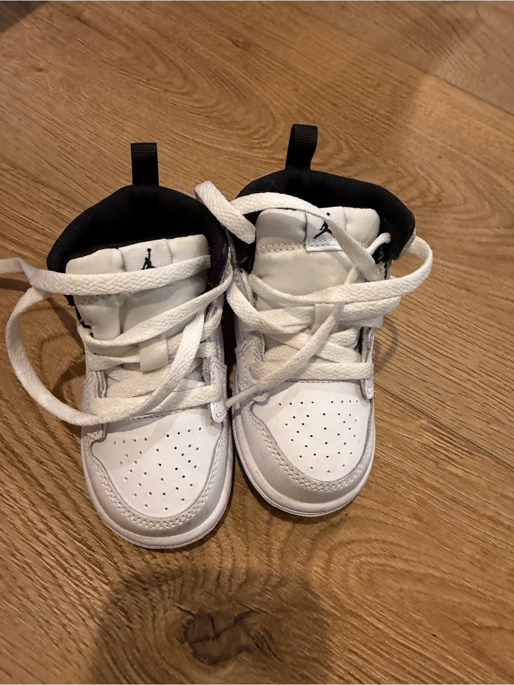 Nike air Jordan reverse panda 1 mid Kids White and Black High-Top Sneakers
